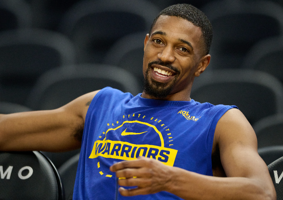 意昂体育-勇士101-97太阳迎3喜1忧！梅尔顿成宝贝，桑托斯蜕变，格林太烂了