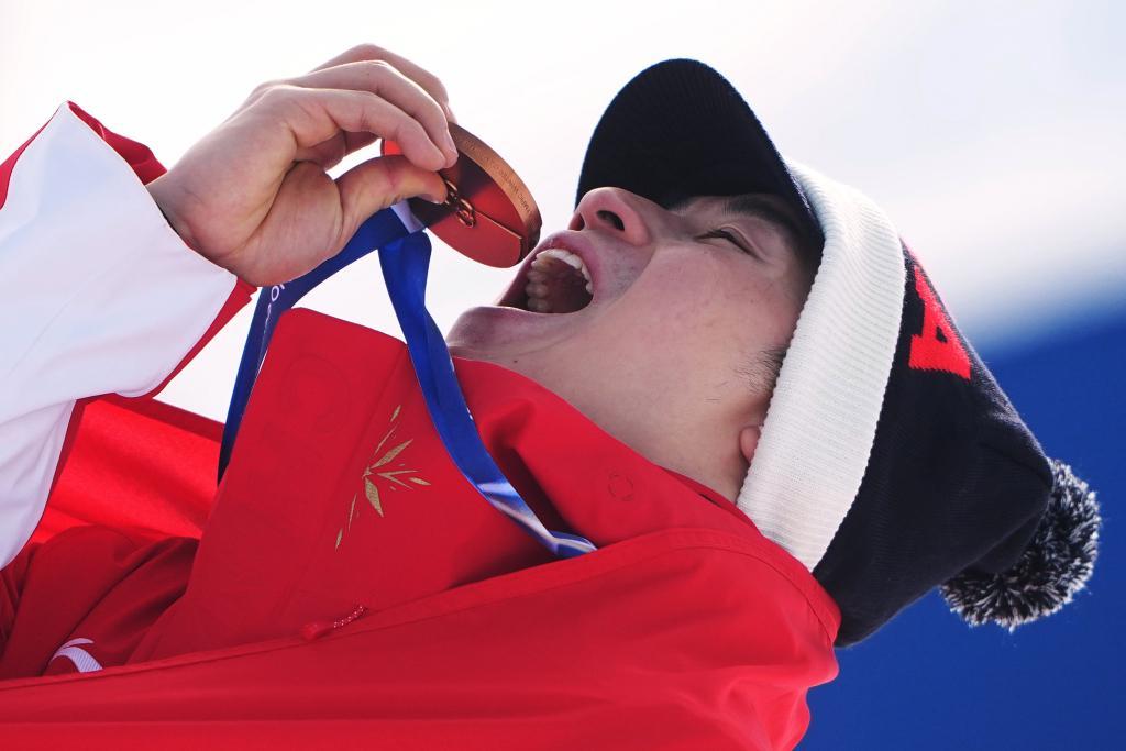 意昂体育平台官网-首届冬奥会斩获两枚奖牌，李天马为自己画下了新的起跑线